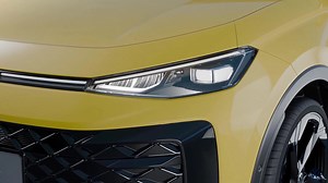 New Volkswagen T-Roc IQ.LIGHT LED matrix headlights