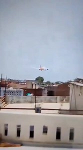 1M views · 7.1K reactions | An Air India Boeing 787 Dreamliner en route from Ahmedabad to London with 242 passengers on board has crashed while taking off from Ahmedabad | Azzam Ameen | Facebook
