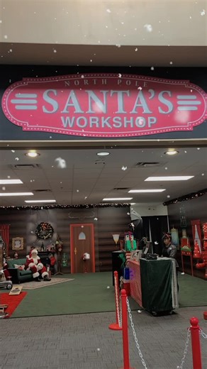 Santa is here daily through Christmas Eve. Stop in early to beat the lines. Get hours and photo pricing at ShopChicoMarketplace.com. | Chico Marketplace