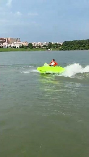 Mini Jet Boat – The Perfect Experience, Order Yours Today! 🚤