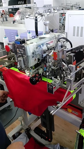 Auto boxer elastic attaching machine #boxer #underwear #elastic #pegasus #sewing