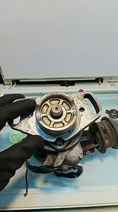 🌀inside this old car AC compressor, there are valuable metals hidden🛠️ #ScrapMetal #ACCompressor #MetalRecovery #Recycling #HiddenValue | Deffsamsan