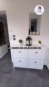 La routine du soir et notre organisation… Je sais que vous êtes de plus en plus nombreux à être intéressé par les badges d’organisation, alors j’essaye de vous filmer notre quotidien pour vous montrer en direct et du coup répondre à vos questions car beaucoup de nouveaux par ici. Vous pouvez retrouver l’intégralité de mes outils directement dans mon catalogue. #organisation #routine #chargementale #astuceorganisation | La Fée Pratique