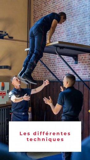 67K views · 1.9K reactions | #BSPP La planche est bien plus qu'une tradition chez les pompiers de Paris. Elle est montée une fois par jour. Cette épreuve permet de confirmer la condition physique du pompier de Paris. À l'issue de la validation de sa planche, le soldat du feu est apte à décaler. ‍ | Pompiers de Paris | Facebook