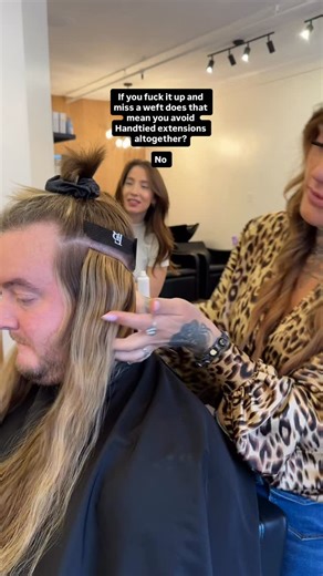 Gianna C Tenaglia on Instagram: "Sometimes you fuck it up. Thinking about avoiding Handtied wefts all together? I gotchyou 👍 Here are a few things you should avoid when installing Handtied wefts⬇️ - stacking too many wefts on an “end bead” corner- end of row - whatever the fuck you want to call it - that will cause too much weight and tension and will most likely not wear well- I try to do 2 wefts or less on the very end- it’s usually 1 - it being LINED UP if your weft is too far back from the 