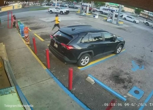 4月2日早晨，美国佛罗里达州圣卢西港，一名孟加拉裔女子在家门口附近的停车场遭一名黑人杀害。这名不知原因黑人男子正在暴怒砸车的时候，该名女子出现，随后被黑人袭击致死。“生的自由，死的随机......”