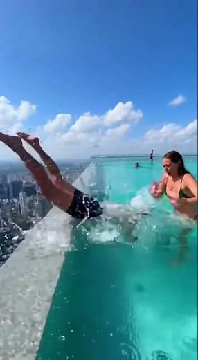 Infinity Pool Gone WRONG! Epic Splash Fail Caught On Camera #fail #poolfun #epic