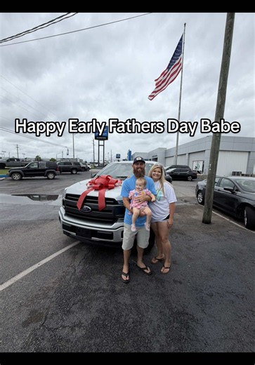 Happy Early Father's Day message ideas for your partner