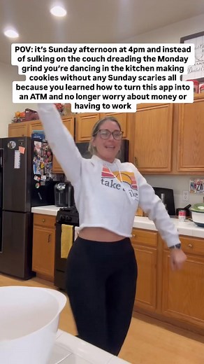 2 years ago I would have been sulking on the couch in a bad mood dreading the start of a new week 🫠😬Now I’m dancing in the kitchen about to make some chocolate chip cookies (seriouly sounded so good🤤) not having a care in the world because I spent 1 week learning digital marketing 🤓👩🏼‍💻Yes I do work at the salon tomorrow but I am now in a position financially that I can retire from hair if I wanted to The feeling of having that kind of freedom is 👌🏻I have gained my love back for hair! I