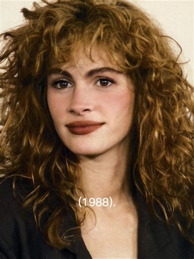 Julia Roberts’ rise in the late 1980s and early 1990s became one of the most remarkable chapters in modern Hollywood history, beginning with her early supporting roles around 1987–1988 and accelerating with the widespread attention she received after Mystic Pizza (1988). By the time Pretty Woman premiered in March 1990, she had already built a reputation for her expressive presence and warm screen energy, becoming a central figure of a new era in romantic cinema. During these years, she moved st