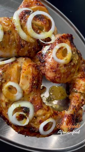 Cuisse Poulet braisé. cuisson : juteu #sergeibaka #tayc #leggo #bnbfood #poulet #africanfood