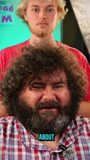 Kentucky Barber Gives Stunning Hair Transformation
