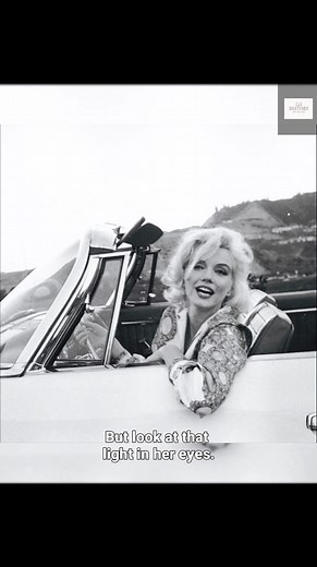 41 reactions | “Marilyn Monroe’s Final Glow | George Barris 1962 Photoshoot  #OldHollywoodBeauty” . . . . #marilynmonroe #normajeane #georgebarris #oldhollywood #classichollywood #vintageicon #fblifestyle #legend #timelessbeauty #hollywoodlegend #retrostyle #womenwhomadehistory #hollywoodglamour #iconicmoments | Celine Flordegin Lovers | Facebook