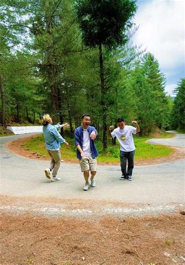 On the road 🛣️🌲 @Karma Samdrup @Yeshi Thai #namgaydj