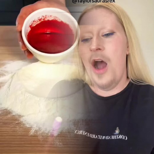 #taylorsaurasrex#fyp#pov#foryou#tiktok#viral#humor #2025🤣🤣🤣