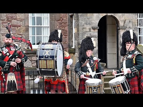Blue Bonnets over the Border & Atholl Highlanders | 2 SCOTS - Pipes, Drums & Bugles