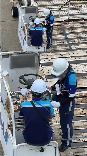 スイッチ・チェック､タブレット入力！ANA ハイリフトローダー 大阪国際（伊丹）空港 #Shorts