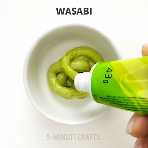 3.2M views · 9.6K shares | Smart beauty hacks for everyone. ;) | 5-Minute Crafts | Facebook