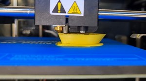 Watch Flashforge Creator Pro 2 Noise Levels and Print Quality in Duplication Mode on Amazon Live