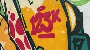 RepostBy @123klan: "Few weeks ago with @klor123klan enjoying the heat of Miami #123klan #graffiti #graffitivideo #graffitiart #graffitiwriting #montanacolors #mtn94 #styleisthemessage #spraycation #bandit1sm #mrsklor #wynwoodwalls #miamigraffiti #wynwoodartsdistrict #wynwoodgraff #miamiartbasel2017 @montana_colors @mtncolors muisic by @wearevectorwolf « Street Justice » | 123klan