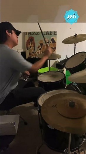 ‪@ZackGrooves‬ @Everythingyes I’m OBSESSED with this song😀 (Time machine- Everything Yes)