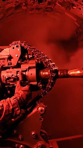 105mm vs 30mm Cannon Which is BEST for Modern Warfare