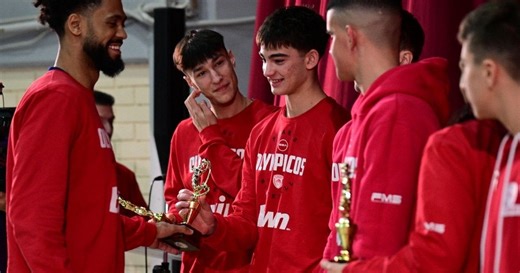 Ολυμπιακός: Βράβευσε τα παιδιά της Ακαδημίας που ξεχώρισαν τη σεζόν 2024-25