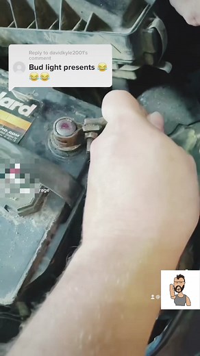 Per follower request!!! Redneck engineering at its finest/real men of genius! #mechanic #howto #automotive #CarlsGarage #cars #carguys #lol #haha #skit #donttrythisathome #funny #funnyvideos #funnyvideosdaily #funnyreels #budlight #realmenofgenius | Carl's Garage