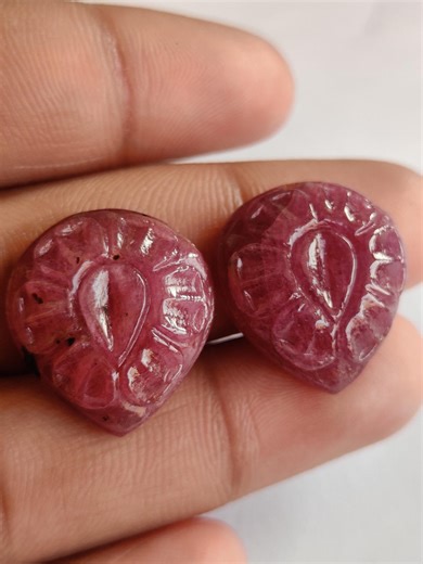 Ruby Heart Flower Carving Pair, 67.85 Carats, Handmade Ruby Design - Etsy