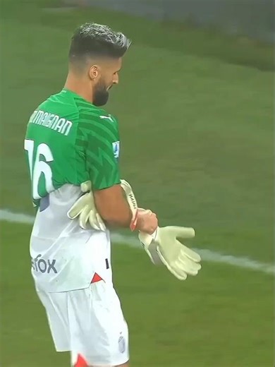 When Players Show Their Goalkeeper Skilss 🧤 #footballshorts