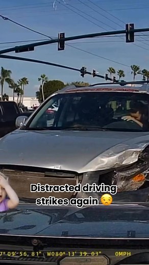 Distracted driving strikes again. What’s the most effective way to prevent distracted driving? * 📱 Ban phone use while driving * 🚔 Stricter law enforcement * 🏫 More driver education * 💸 Higher fines & penalties #OnTheRoad #RoadSafety #CarAccident #DrivingFails #TrafficTalk | Rosen Injury Law, P.A.