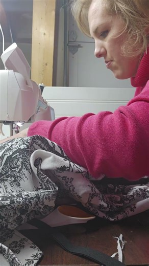 Make a vintage apron with me!