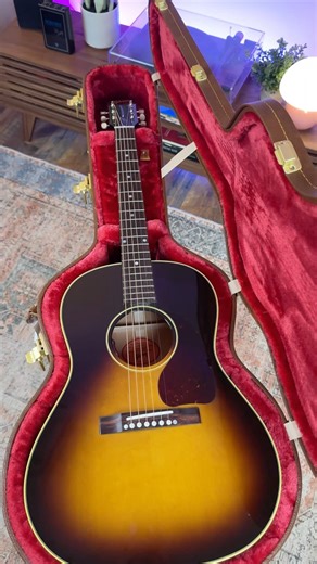New Gibson LG-2 50s Original Vintage Sunburst!