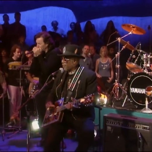 Bo Diddley & Jools Holland - "I'm a Man" | Blues Compartido