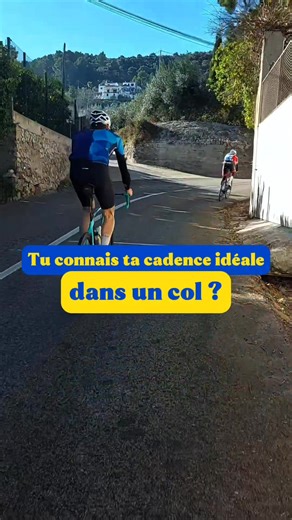 📊 À analyser ensuite (à watts identiques) : - fréquence cardiaque moyenne - dérive cardiaque - sensations musculaires - 🎯 Ta cadence la plus efficace est souvent celle où : - la FC est la plus basse - la dérive est limitée - la fatigue musculaire est mieux répartie - 👉 Pas la plus à la mode. 👉 La plus efficiente pour toi. 📌 Commente "ALPHA" si tu veux commencer ton planning d'entrainement pour tes objectifs 2026 ! et abonne-toi pour t’entraîner avec méthode, pas au hasard. | Alpha Training