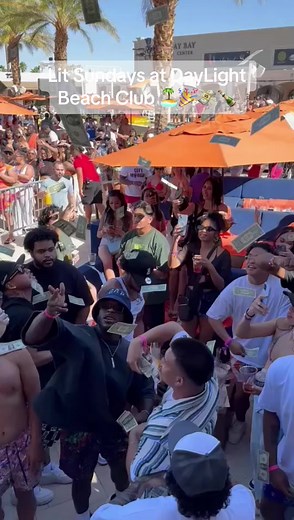 Best Pool Party in Vegas ☀️🏝️🎉 #lasvegaspoolparties #lasvegaspoolparty #yiriamsguestlist #yiriamvegasbaby #vegasbabyyy #pool #party #litsundays #moneytok #partytok #lasvegastiktok #partyallweekend #daylightbeachclub #daylightbeachclublasvegas #lasvegasnv #hiphop #lasvegasfun #guestlist #lasvegasguestlist