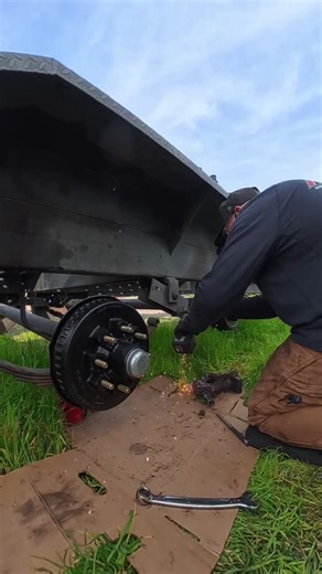 Changing out slipper equalizer