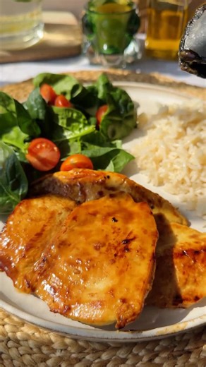 Ruth Montaño on Instagram: "Marinado para pollo con mostaza y miel Ingredientes: 1/4 taza aceite de oliva 1 cda mostaza Dijon 1 cda de miel 1/2 limón 1/2 cda de ajo en polvo 1 cda de hojuelas de chile Sal y pimienta #recetas #tipdecocina #recetasfáciles #comida"