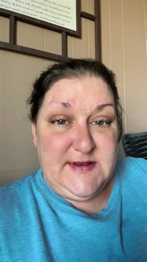 Part 2. A woman claims she woke up outside of the matrix and I find it interesting #thematrix #timelinejump