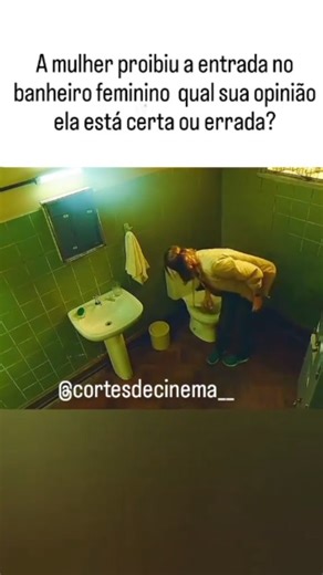 filmes e séries on Instagram: "@cortesdecinema__ Segunda Chamada" é uma série dramática brasileira (Globoplay/Globo) que acompanha a rotina da professora Lúcia (Débora Bloch) ao retornar ao ensino fundamental/médio na EJA (Educação de Jovens e Adultos) em uma escola pública de São Paulo. A trama foca na resiliência de professores e alunos, abordando os desafios sociais, pessoais e de infraestrutura que dificultam o acesso à educação digna."