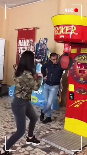 Hilarious Boxing Fails That Will Make You Laugh