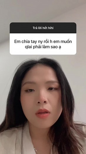 Engaging Conversations: Changing Topics in Vietnamese