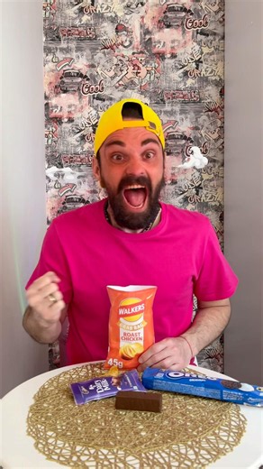 The most frustrating bag of Walkers... 🤬🇬🇧