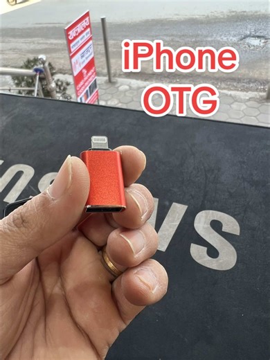 Seamless Data Transfer from iPhone to USB Drive