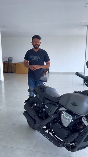 Deepak Vishnu | This is the Keeway K Light 250 V,it has some quirky features! Full video coming up! #keeway #klight250v #vtwin #motorcycle #harley... | Instagram