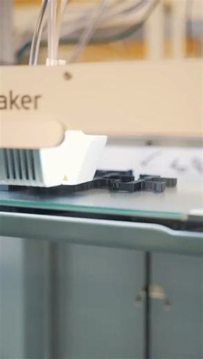 1.5K views · 85 reactions | DHL’s latest investment in the WM is yet another vote of confidence in our region and our #WM2041 net-zero plan It’s their FIRST CARBON NEUTRAL facility in the UK, creating 260 new jobs for local people ✅Another example of the private sector backing the WM’s future 欄 | Andy Street | Facebook