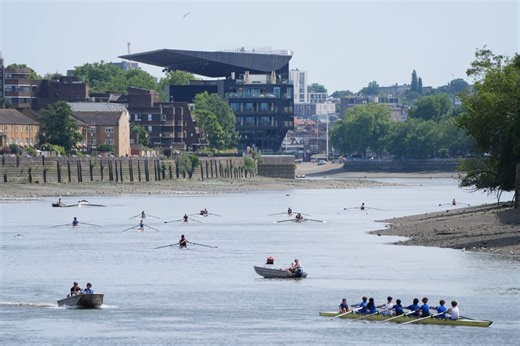 Cleaner River Thames but effects of climate change remain, health check finds