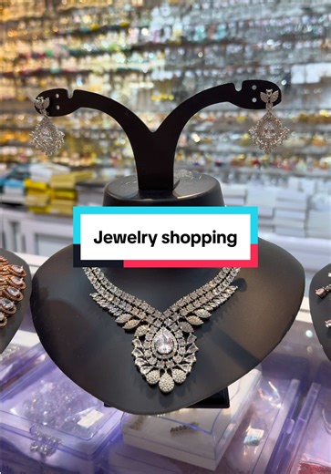 Explore the Best Jewelry Shopping Options