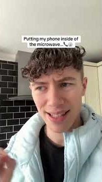What happens when you put your phone inside of a microwave? #whathappens. #phone. #microwave