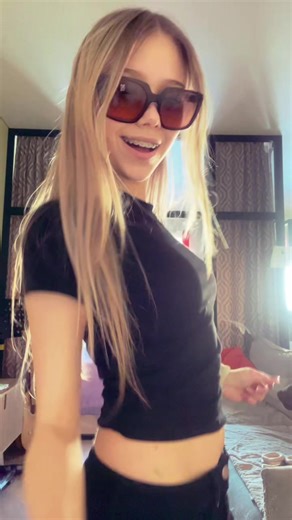 Video's van павлова (@pav.p3) met оригинальный звук - SIMKA